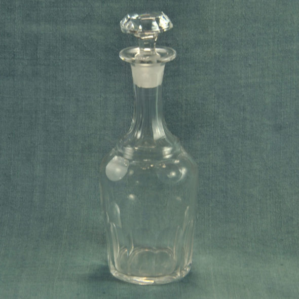 V 732 – Carafe en cristal 1900