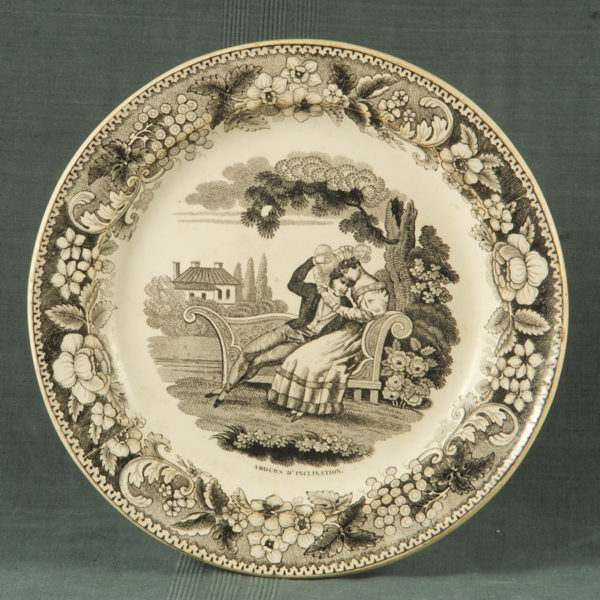 F 1784 - Assiette 1840 Montereau>