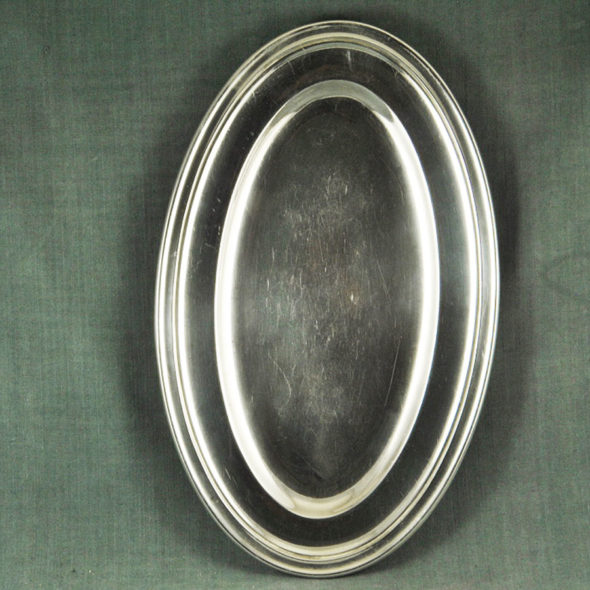 Plat métal argenté 1930 – A 188