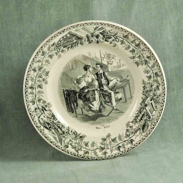 Assiette XIXème Creil et Montereau - F 3698