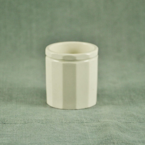 Petit pot à yaourt 1930 – C 1371