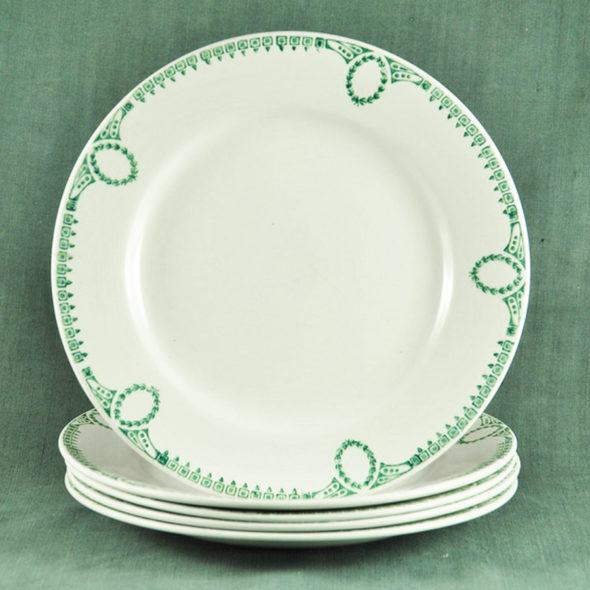 5 assiettes plates 1900 St Amand – F 4073