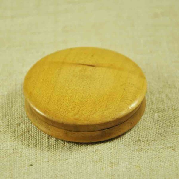 Boite à médaille en bois - D 1267