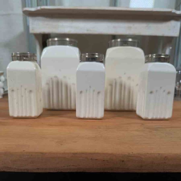 5 pots de cuisine 1930 - C 1611