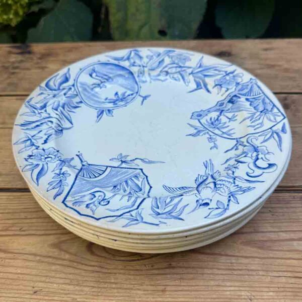 6 assiettes 19ème faïence anglaise - F 4694